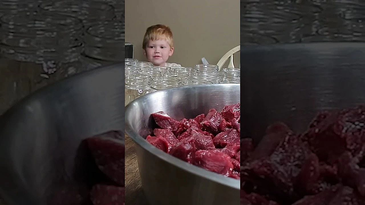 Families Who Hunt Together Stay Together! #hunting #wildfood #deer