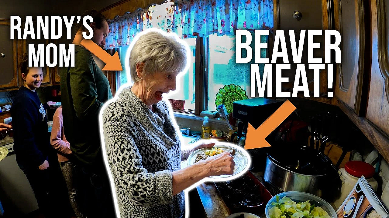 Skinning, Fleshing And Eating Beavers