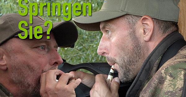 Springen Sie? Oder springen Sie nicht? Blattjagd in Mecklenburg-Vorpommern am Peenestrom