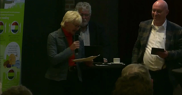 Groot Limburgs Faunadebat Over De Wolf