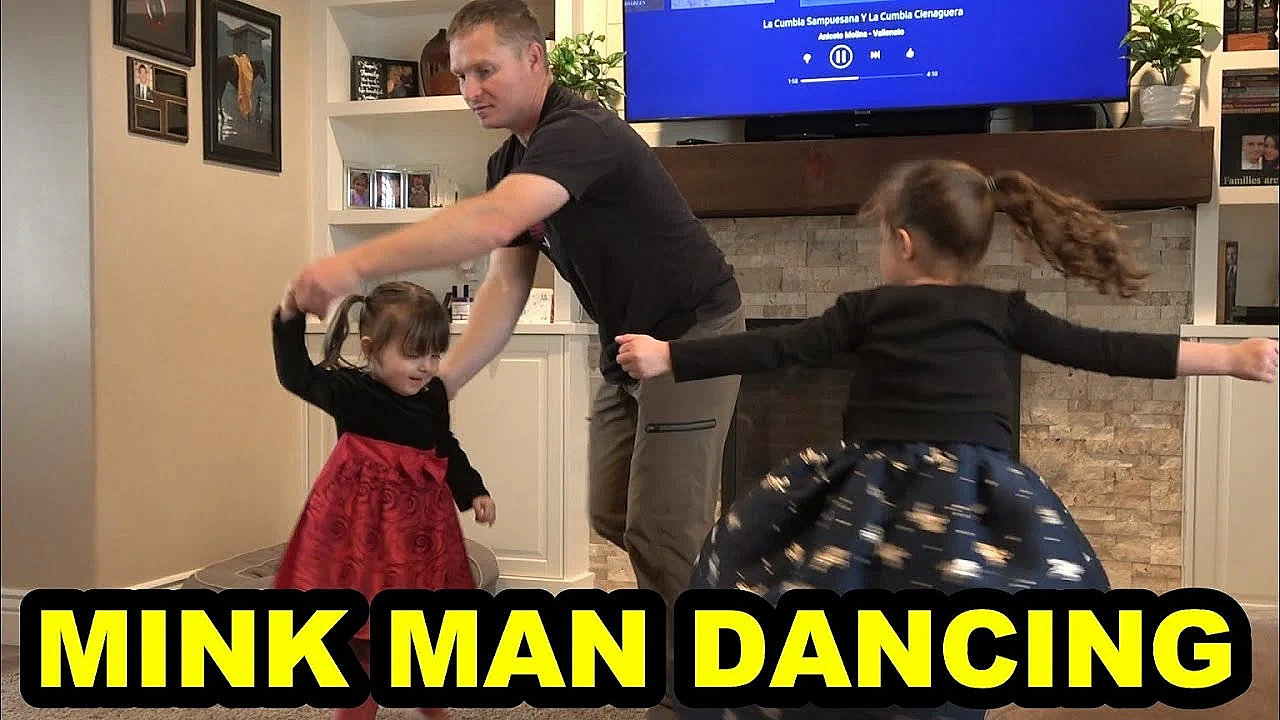 Family Time: A Bailar!