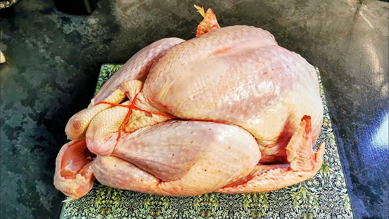 Turkey? Which One? A Whole Turkey, A Crown, Maybe A Turkey Butterfly? Turkey's Explained. #christmas