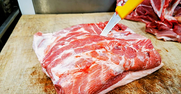 How To Prepare Pork Shoulder, Boston Butt. Breaking Down Pork Shoulder For The Butchers Counter