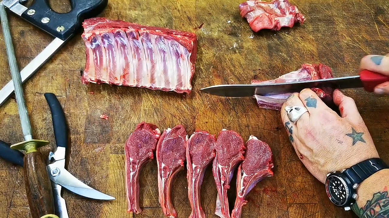 Venison Cutlets. Venison Chops. How To Prepare Venison Cutlets.