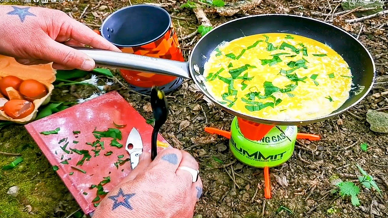 It's That Time Of Year Again! Wild Garlic, Eggs And Spring Sunshine. #wildgarlic #ramps #srp