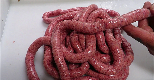 Traditional Beef Sausages. Sausage Making Masterclass.  #srp #sausagemaking