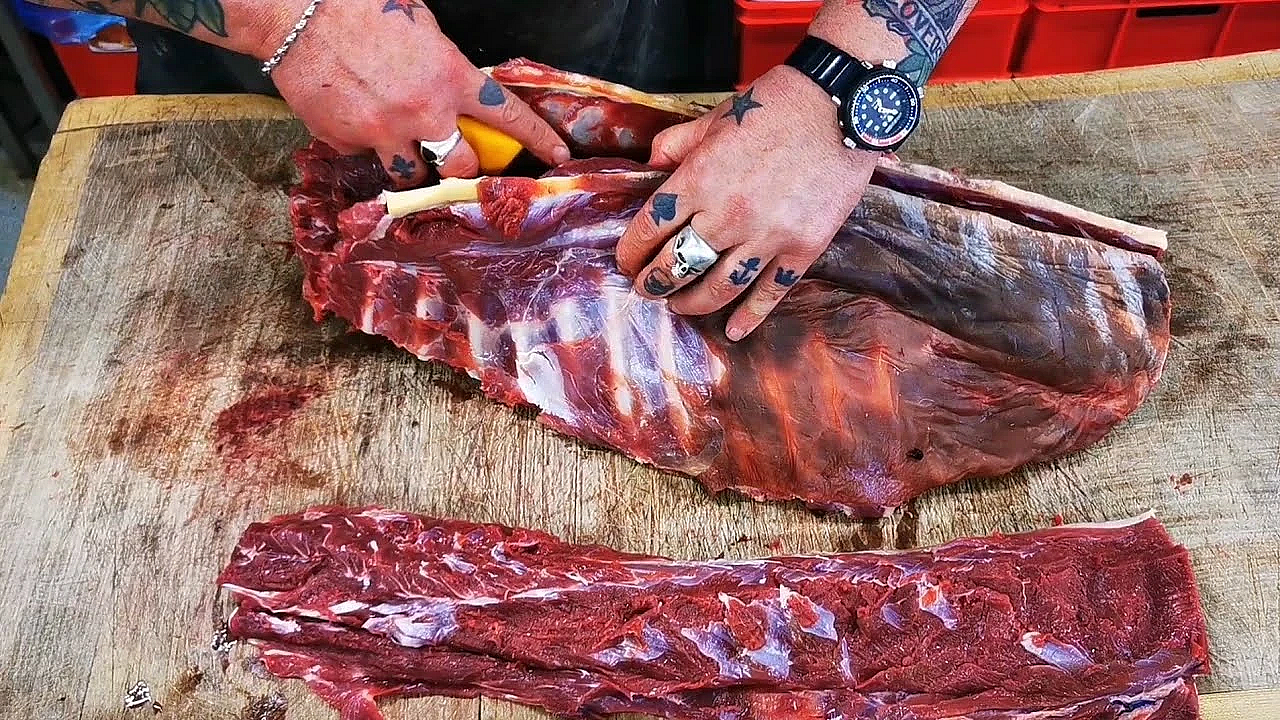 Venison Masterclass. Fallow Deer. Preparing Venison For The Shop. #srp #venison