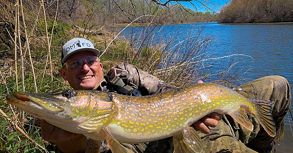 Famous Lure Catches Monster Fish!!! {catch Clean Cook} Delta Outfitters