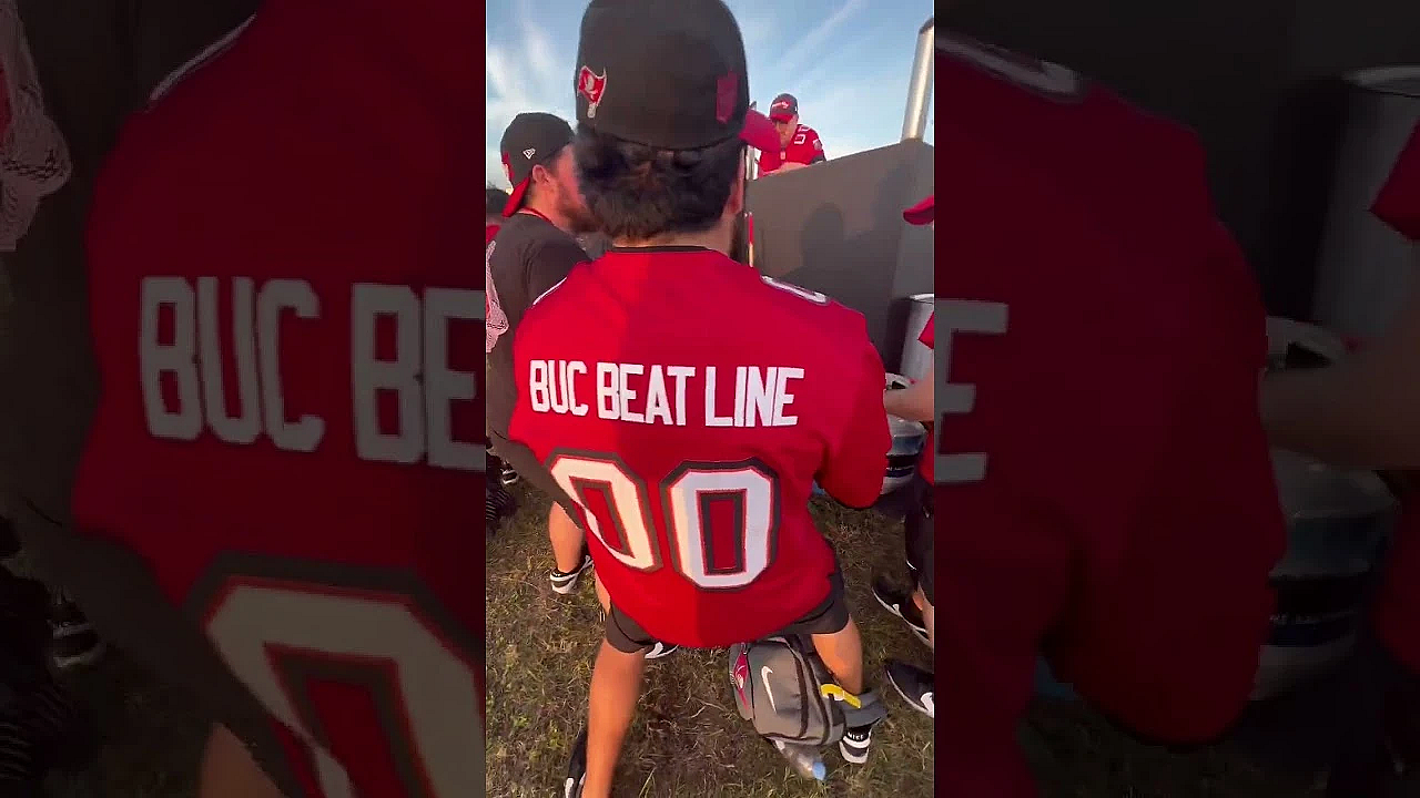 Bucs Win! Drumline On My Grill!!