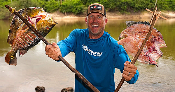 Real Survival Food In The Middle Of A Remote Jungle! {catch Clean Cook} Rewa, Guyana