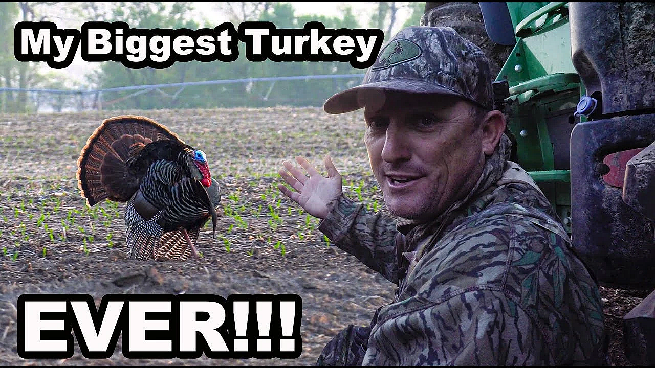 My Biggest Turkey Ever On Last Day Of Season!!! {catch Clean Cook} #thebigroll