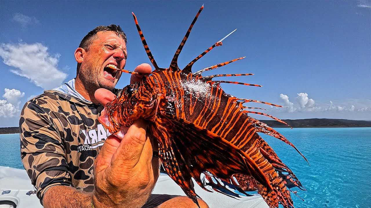 I Got Stabbed By A Lionfish While Filming With Guga Foods! Horrible Pain!!!!