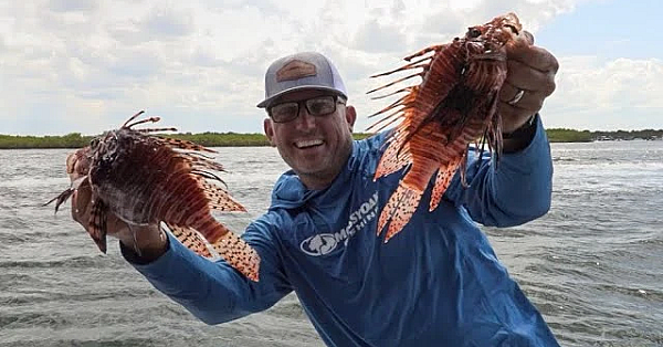 Lion Fish Were Everywhere! {catch Clean Cook} Ft. Brito Mas Grande &amp; Yaya