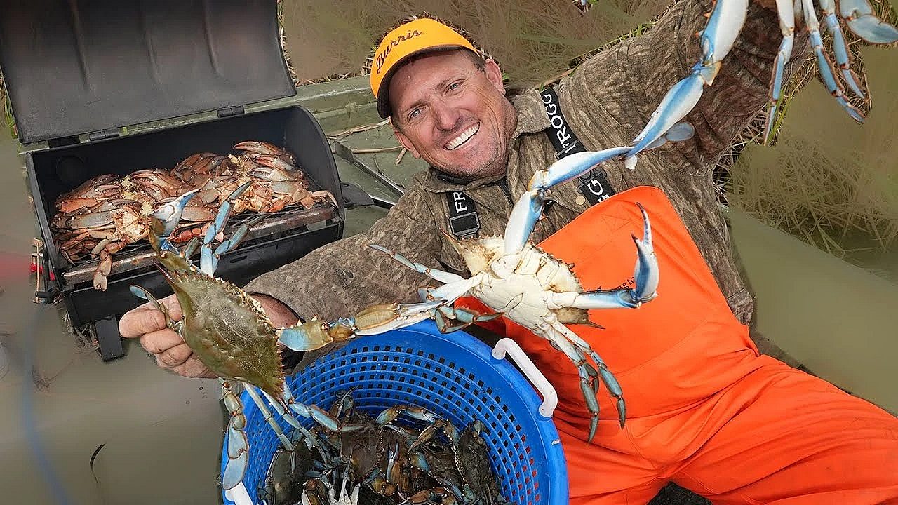 I Used Tiny Nets To Catch Giant Crabs! We Grilled Them On The Boat! {catch Clean Cook}