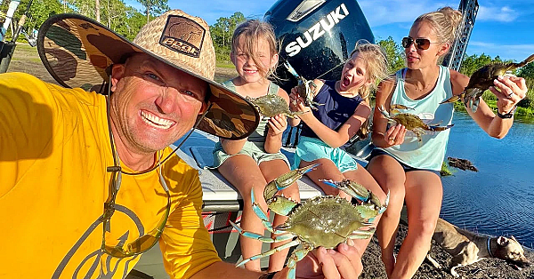 New Boat, New Home And A Ton Of Blue Crabs! {catch Clean Cook} The Sanctuary!