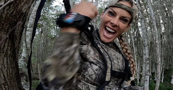 We Build A Barn, Got Stuck In The Mud And Shot A Nice Buck! The Most Action Packed Weekend Ever!