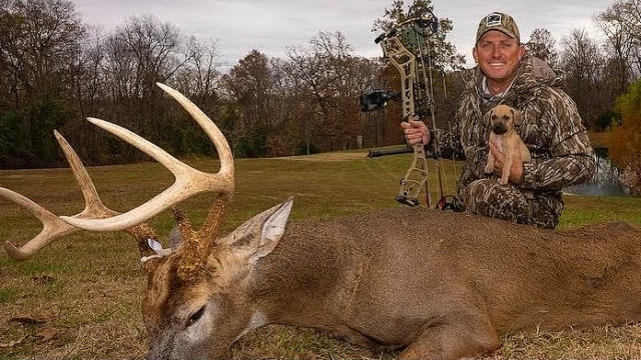 I Got A New Puppy #maverick And A Monster Buck! {catch Clean Cook} Slow Roasted Venison Shank!