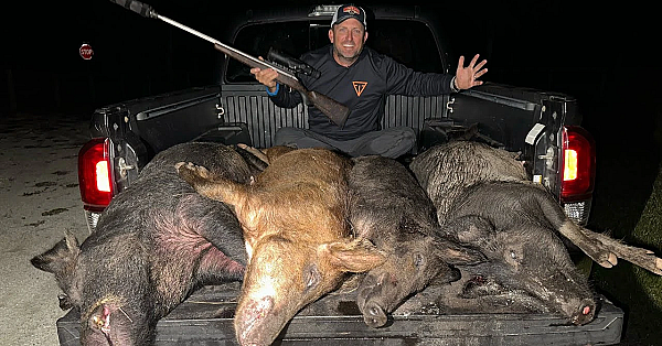 Giant Wild Hogs Are Destroying The Ranch! Hunting Late At Night With Thermal Optics!