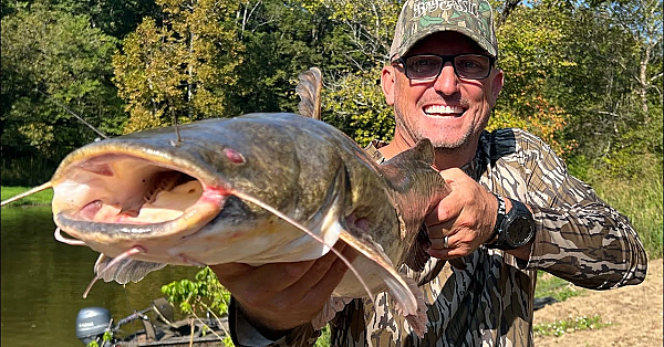 I Filmed An Entire Hunting &amp; Fishing Video On My Iphone! {catch Clean Cook} Dove &amp; Catfish