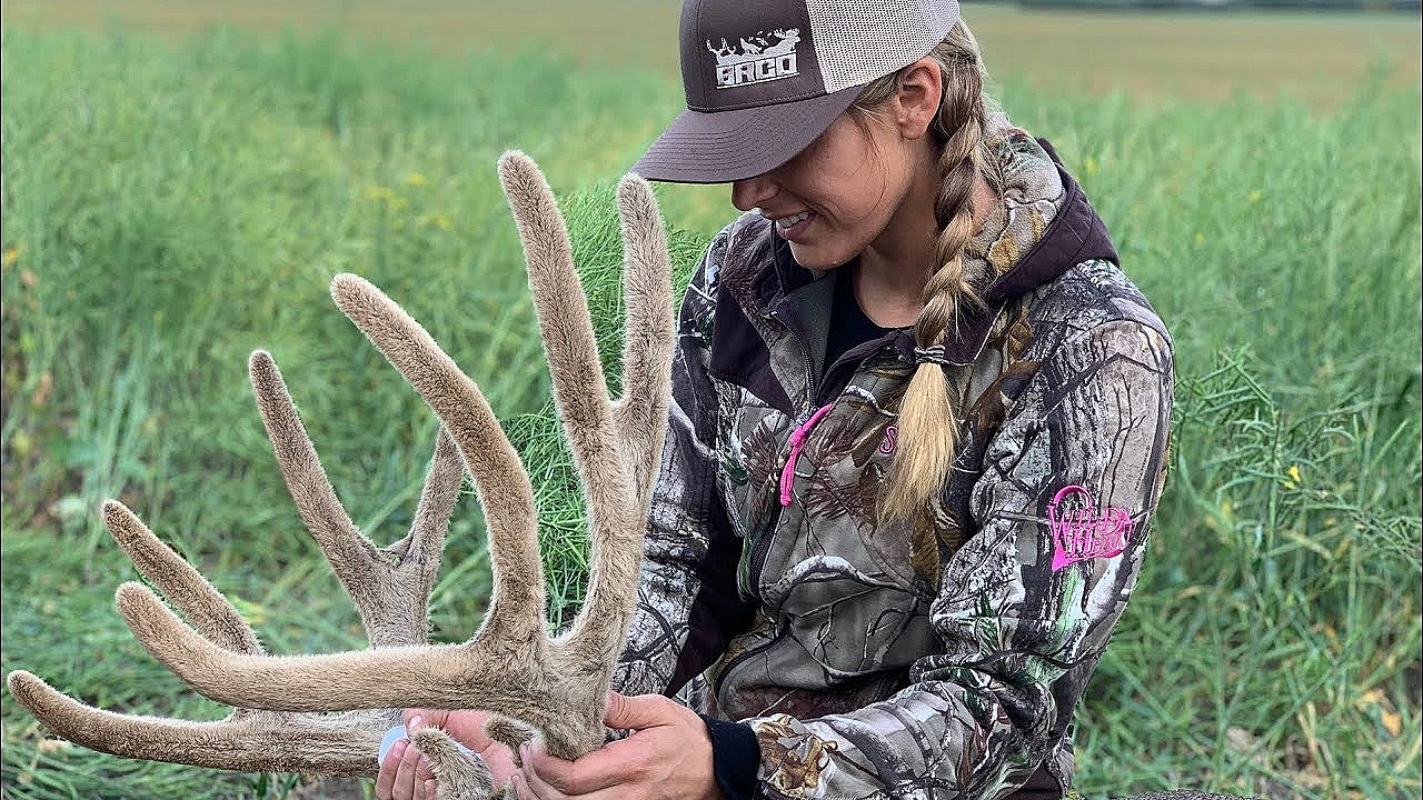 How To Clean, Cape &amp; Quarter A Mule Deer Buck {deer Meat For Dinner}