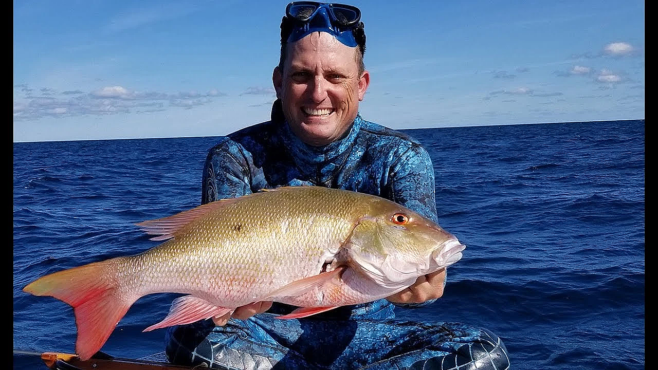 Spearfishing For Delicious Fish! {catch Clean Cook} Whole Roasted Snapper