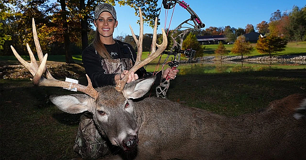 Sarah's Biggest Buck Ever!!! {catch Clean Cook} Garlic Stuffed Backstrap