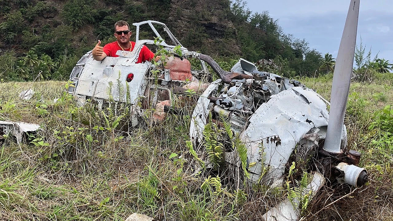 We Found A Wwii Plane Crash!!! Pagan, Cnmi / Full Camp And Island Tour!