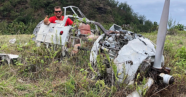 We Found A Wwii Plane Crash!!! Pagan, Cnmi / Full Camp And Island Tour!