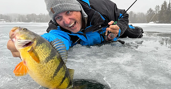 Fishing On Thin Ice! {catch Clean Cook} Huge Blizzard!!!