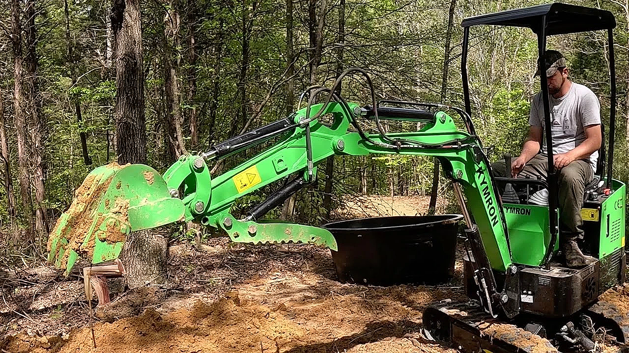 We Got A Tiny Digger, Does It Work? Austin's Life When He's Not Working!