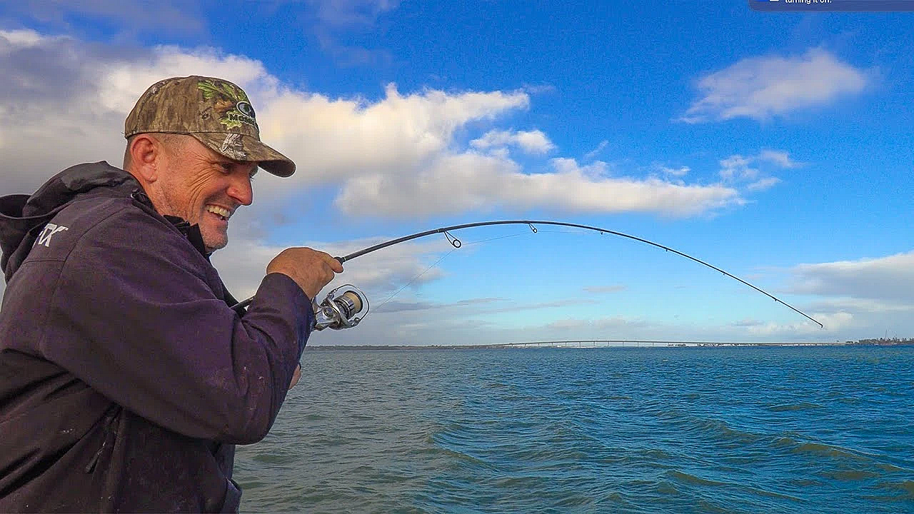 Starfish On Hook &amp; Line!! {catch Clean Cook} Cooking On The Boat!