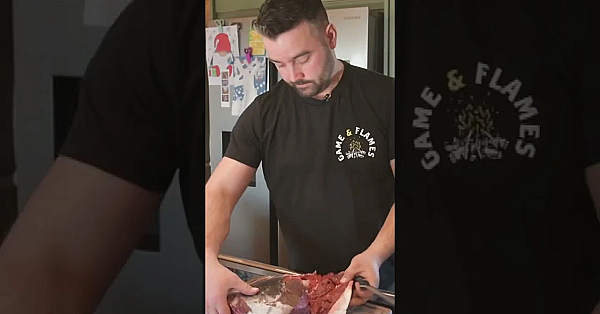 #recipe How To Make Salt Venison Bagels #gamemeat