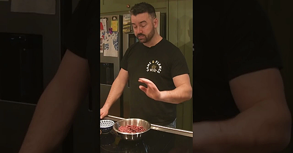 How To Make A Bbq Favourite, Jumbo-sized #venison Burgers