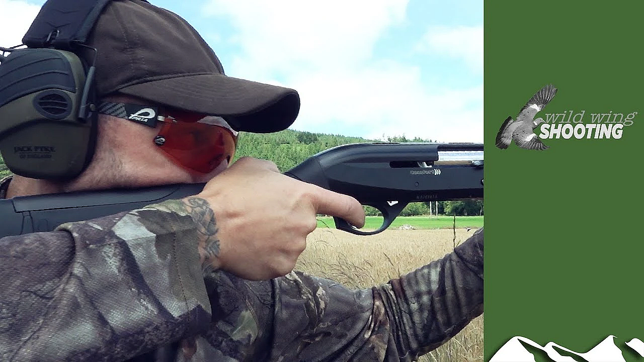 Pigeons And Corvids Over Crops - Wild Wing Shooting