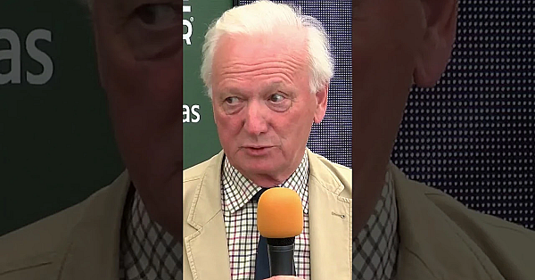 Dan Thor Goes Feral And The Seated Gun, Takes On High-flying Pheasants.  #fieldsports #hunting