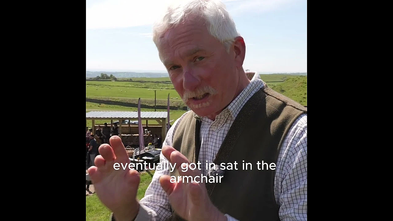 How do you shoot with no fingers?