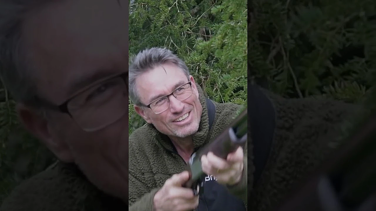 #squirrel Feeder Of Despair #pestcontrol Watch Now In This Week's  #fieldsportsbritain