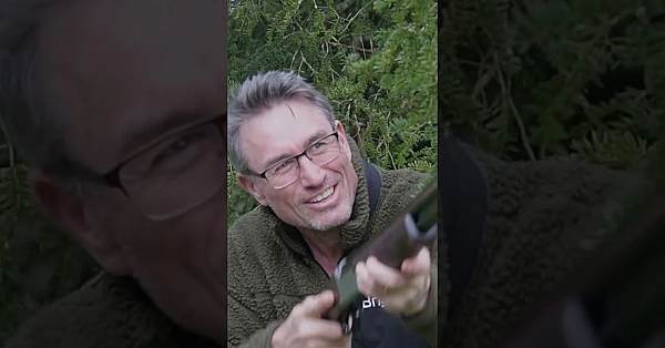 #squirrel Feeder Of Despair #pestcontrol Watch Now In This Week's  #fieldsportsbritain