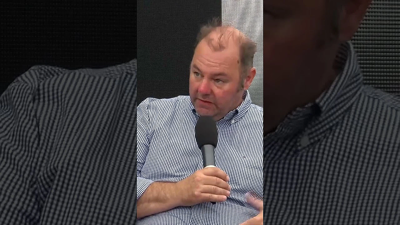 What Is A Slipper In Coursing? Arron Explains What A Slipper Does &amp; What It 'give A Hare Lore’ Means