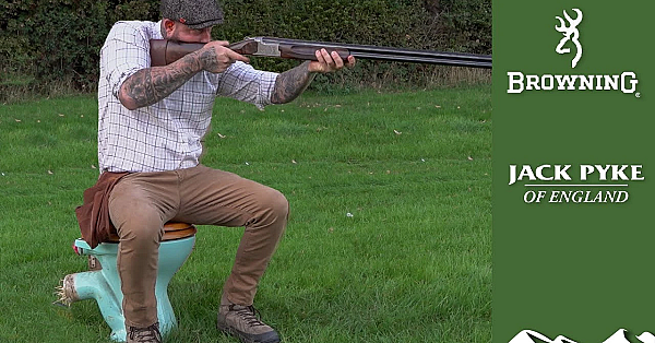 Dan Thor Shoots The Bog Rabbit