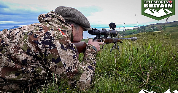 Skye Gamekeeper And Daughter Cull A Red Stag