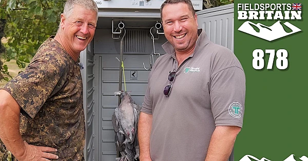 Fieldsports Britain – Chilling in the hide
