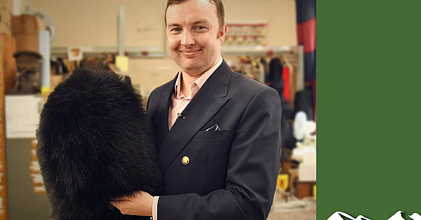 How To Make Bearskins Worn By Guardsmen