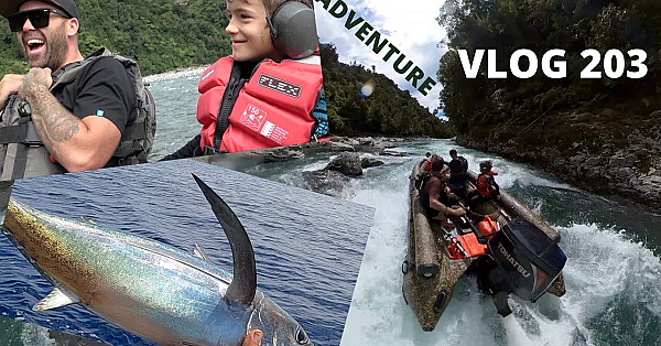 Adventure  Vlog 203 The Golden Tuna And The Rusty Jaffle Irons, Gold Fishing Cooking Campfires