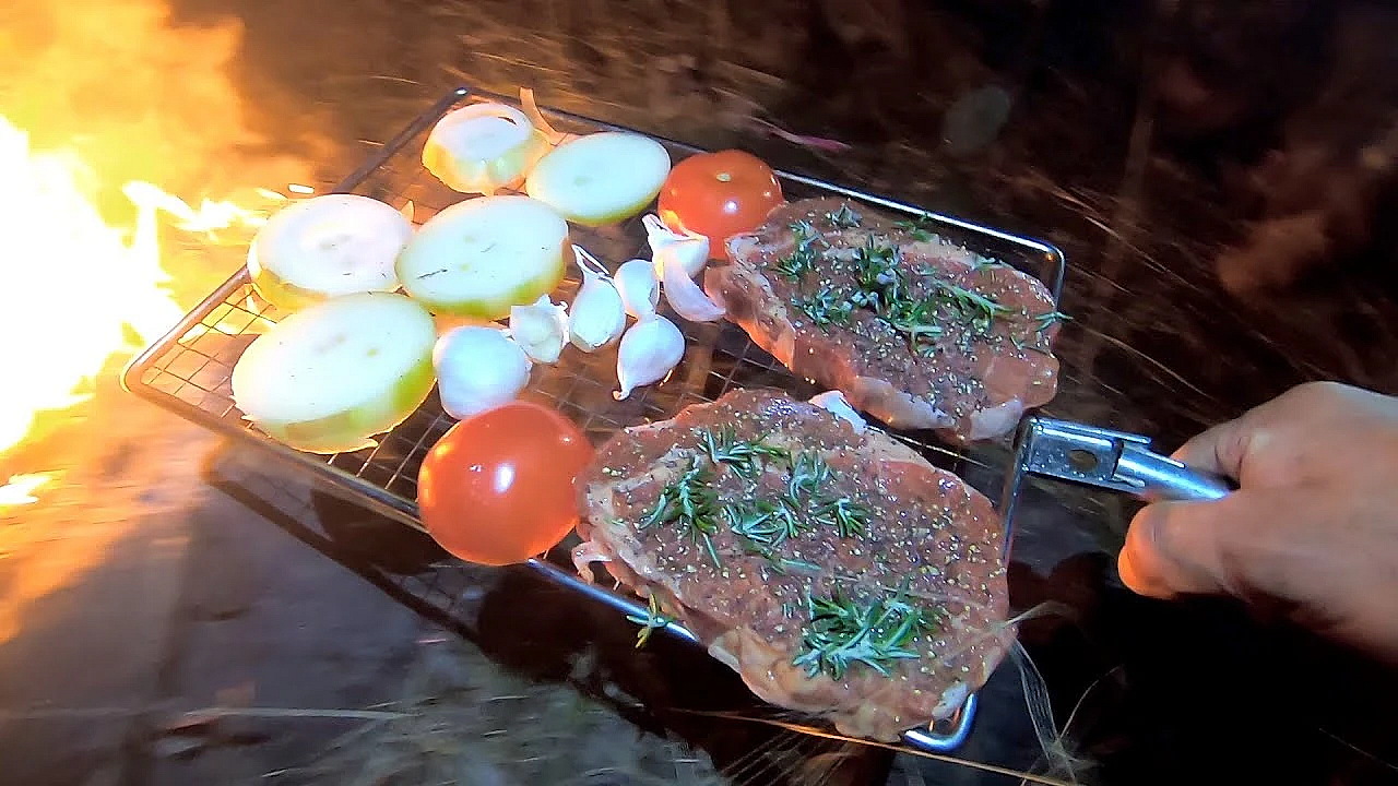 Primitive Campfire Cooking System - The Zalderan  Grill