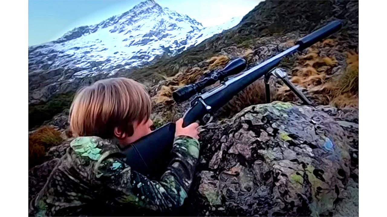 Adventure Vlog 154 - The Big Smoke - 4wd Alpine Tahr Hunt East Coast - Paintball - The Zoo - Stuff