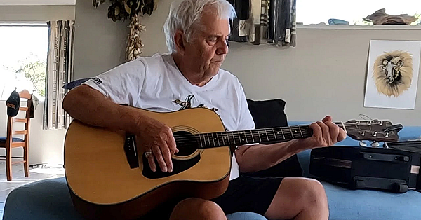 Palfi Laughologist Rinehart