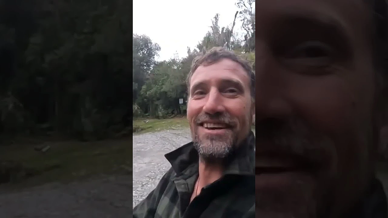 #short #shorts Adventure Vlog 229 With Josh James And The Kiwi Bushman #adventurevlog #camping