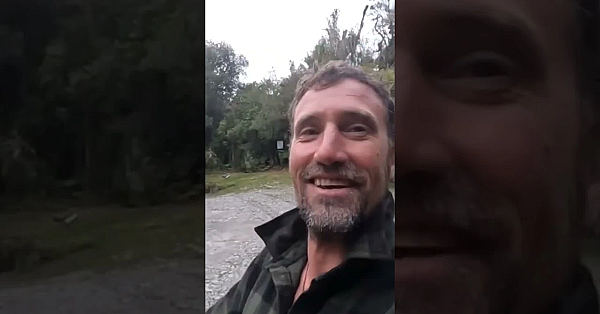 #short #shorts Adventure Vlog 229 With Josh James And The Kiwi Bushman #adventurevlog #camping