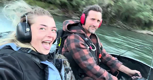 The Screaming Daisy - Wild Water Jetboat On The Mission Down South Westland New Zealand Skinny Water